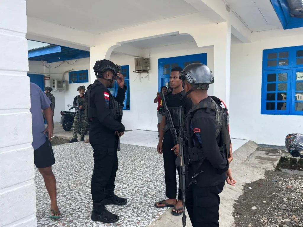 satbrimob polda papua tangani kasus pembacokan di yahukimo