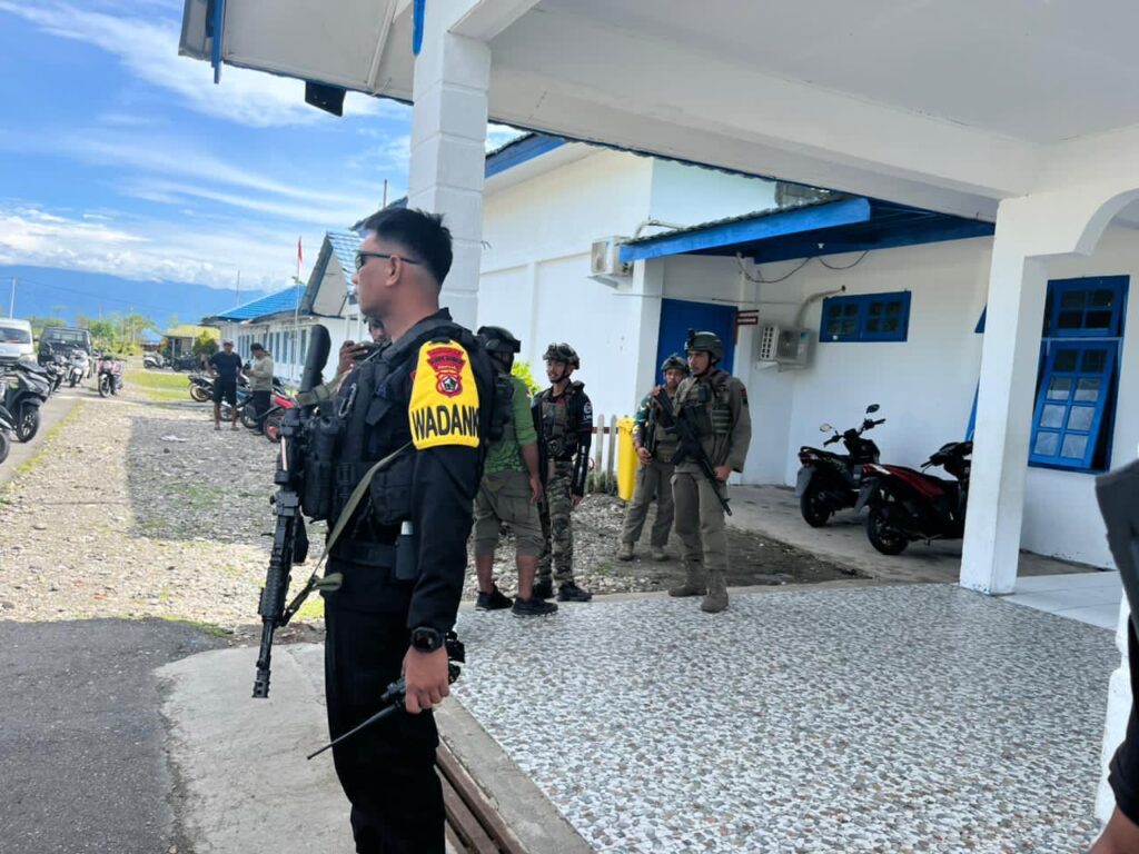 penanganan lokasi penembakan sopir truk di Yahukimo oleh aparat gabungan