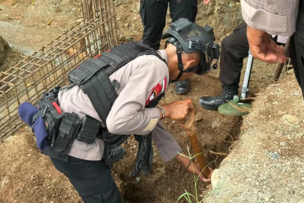 Proses pengamanan area dalam sterilisasi SPPG Polri Dok V Jayapura