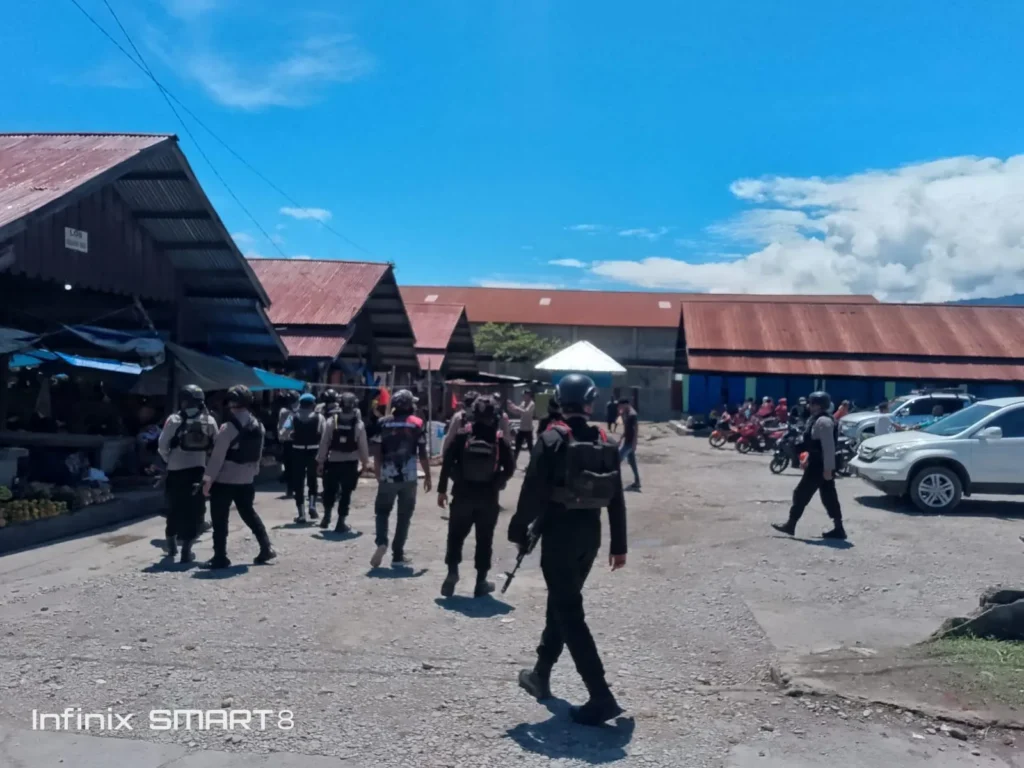 Kegiatan Patroli Intensif Satbrimob Polda Papua di Wamena jaga kamtibmas