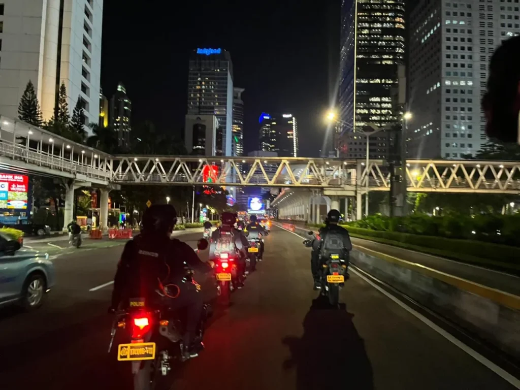 Operasi Pekat Jaya 2026 oleh Satbrimob Polda Metro Jaya bersama TNI dan Polri pada patroli malam