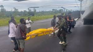 Pilot Egon Irawan dan Kopilot Baskoro ditembak KKB di Papua